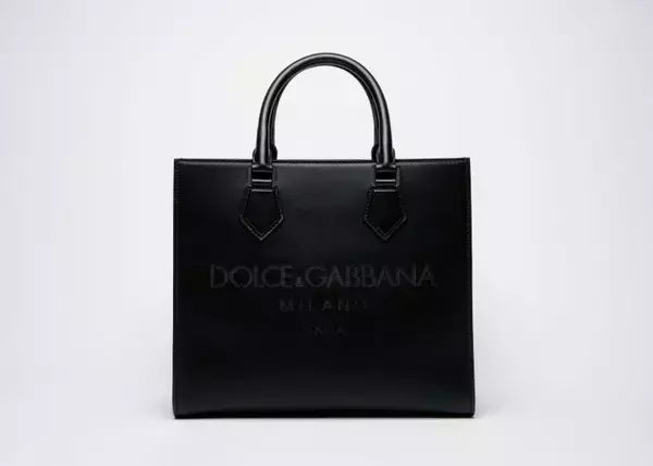 「ドルチェ&ガッバーナが伊勢丹新宿店メンズ館でポップアップ開催! 新作トートバッグを先行発売」の画像
