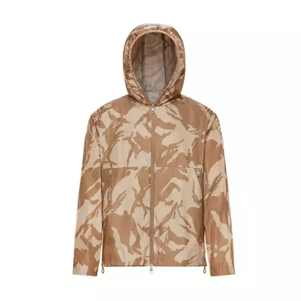 「モンクレール 2021春夏メンズ、機能的なカジュアルアイテムがそろう「EVADING CONVENTION」」の画像