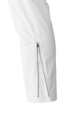 ヒロミとランバン スポールのコラボ企画で「上手そうに見える」ゴルフウエアが誕生!