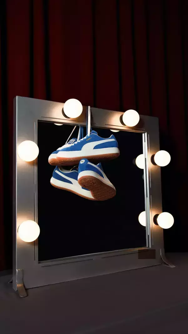 「英国のポップスター デュア・リパが履くのは、プーマの新作スニーカー「スウェード マユ アップ」!」の画像