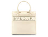 「ブルガリの新作トートバッグは「BVLGARI」のロゴをデザイン要素の中心に据えた新スタイル」の画像7