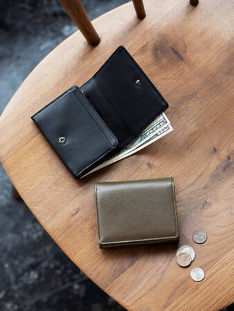 土屋鞄製造所からオンオフ使えるコンパクトな「革のビジネスリュック」が新発売