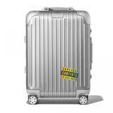 「リモワとカオスが初コラボ、限定のスーツケースとトラベルアクセサリーを発売。世界先行発売情報も」の画像5