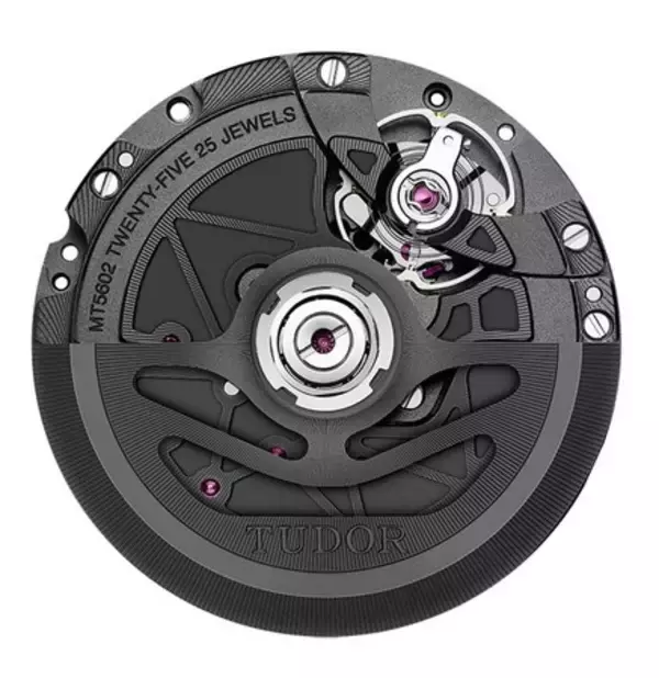 「チューダーのストイックなまでの努力と技術革新を象徴するマットブラックの新作時計が誕生」の画像