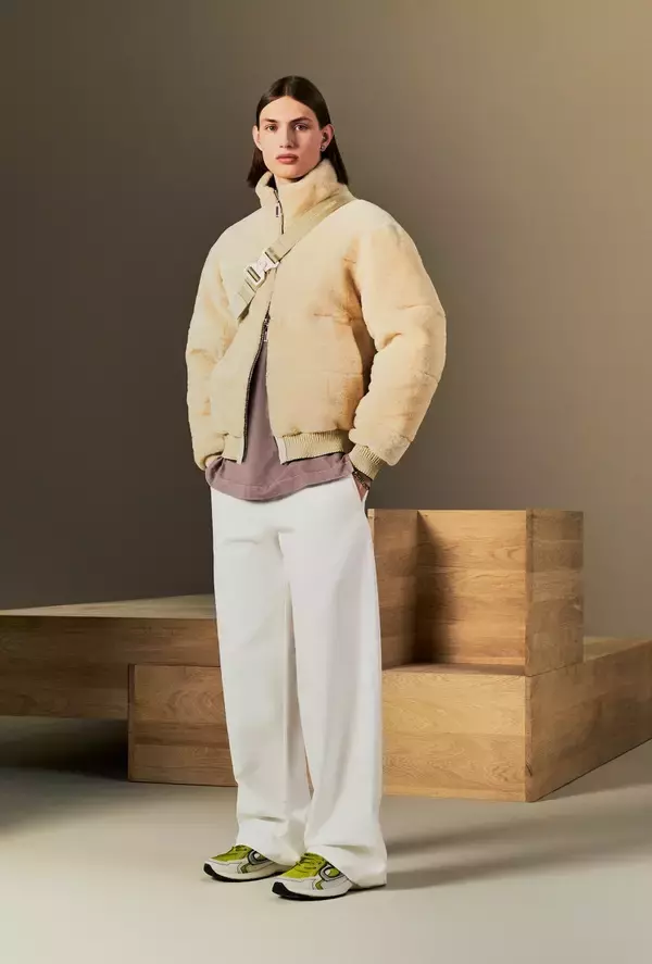 「キム・ジョーンズによるディオールのコードへ立ち返り。DIOR スプリング 2022 メンズ コレクションを発表」の画像