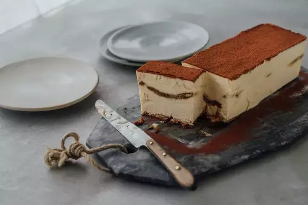 Mr. CHEESECAKEのシェフ考案「人生最高のティラミス」レシピが到着! 新感覚の口溶けスイーツ