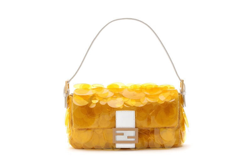 フェンディが「バゲット 1997」ローンチに合わせて制作した3部構成のショートビデオを公開。フランス人女優 アナ・ジラルドが出演