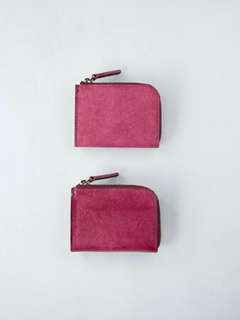 土屋鞄製造所からヴィンテージ調のイタリアンレザーを採用した夏らしいカラーの財布が登場