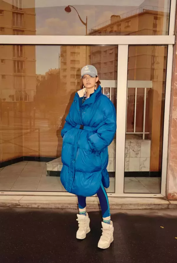 「【ルック】イザベル マラン エトワール 2021秋冬ウィメンズコレクション」の画像