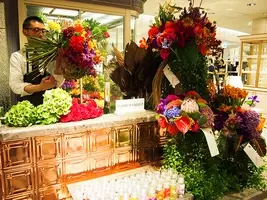 なぜ東信は新宿伊勢丹に花屋を出店したのか 世界に広げる 花の価値 15年5月16日 エキサイトニュース