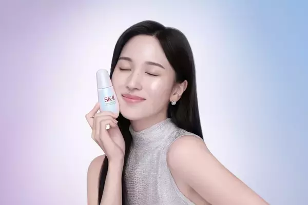 「TWICEのMINAが登場! SK-IIがブライトニングシリーズの新キャンペーンを開始」の画像