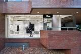 「132 5. ISSEY MIYAKEが新旗艦店「132 5. ISSEY MIYAKE / AOYAMA」をオープン──平面から立体へ、「一枚の布」の思想を体験する場所」の画像1