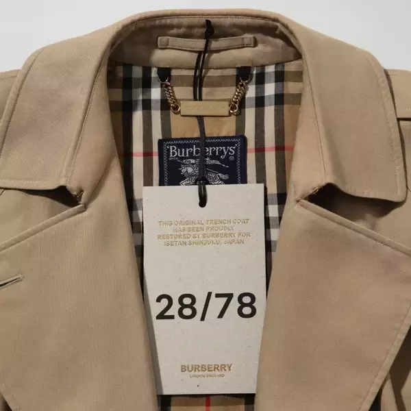 「バーバリーがトレンチコートにフォーカスしたポップアップストアを新宿伊勢丹にオープン」の画像