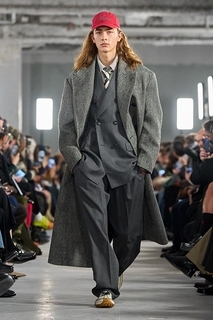 Ami Paris 2026年秋冬コレクション──15年の節目に描く、&ldquo;日常のエレガンス&rdquo;の現在形