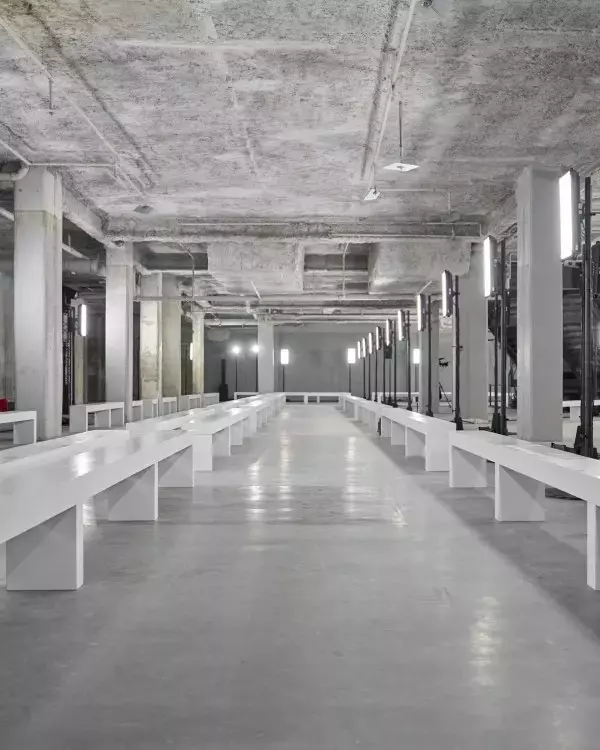 「Ami Paris 2026年秋冬コレクション──15年の節目に描く、“日常のエレガンス”の現在形」の画像