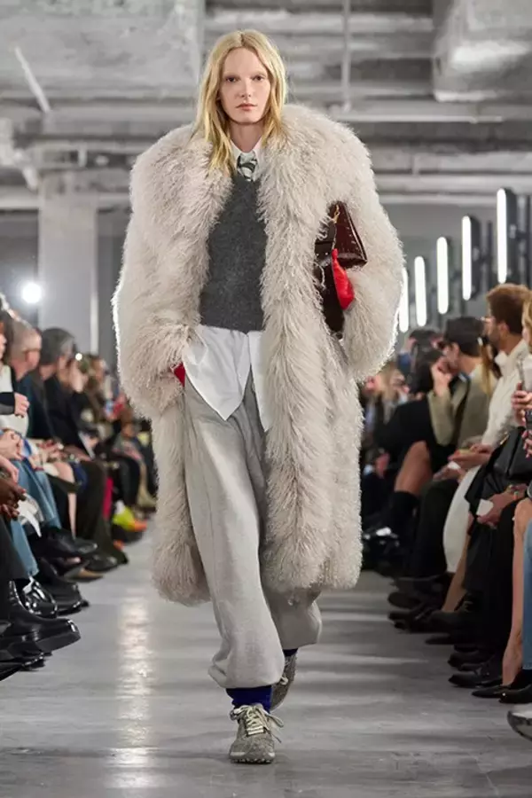 「Ami Paris 2026年秋冬コレクション──15年の節目に描く、“日常のエレガンス”の現在形」の画像