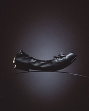 Yohji Yamamoto × Repetto──バレエシューズ「Bolchoï」を再構築、モカシンとローファーの境界へ