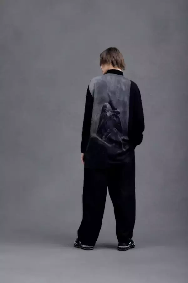 「ヨウジヤマモトが伊勢丹メンズ館 ザ・ステージで「定番の再定義」をテーマにしたポップアップを開催」の画像