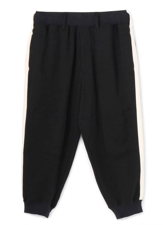 ヨウジヤマモトが伊勢丹メンズ館 ザ・ステージで「定番の再定義」をテーマにしたポップアップを開催