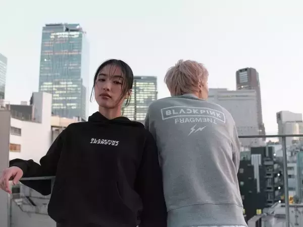 「BLACKPINK、日本公演を記念したfragmentとのスペシャルコレクションを発表 —— 音楽とストリートが交差する特別なアパレルライン」の画像