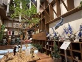 メディコム・トイが迎えるテキスタイル彫刻の魔法──  アン・ヴァレリー・デュポン新作113点が並ぶ「Bestioles」