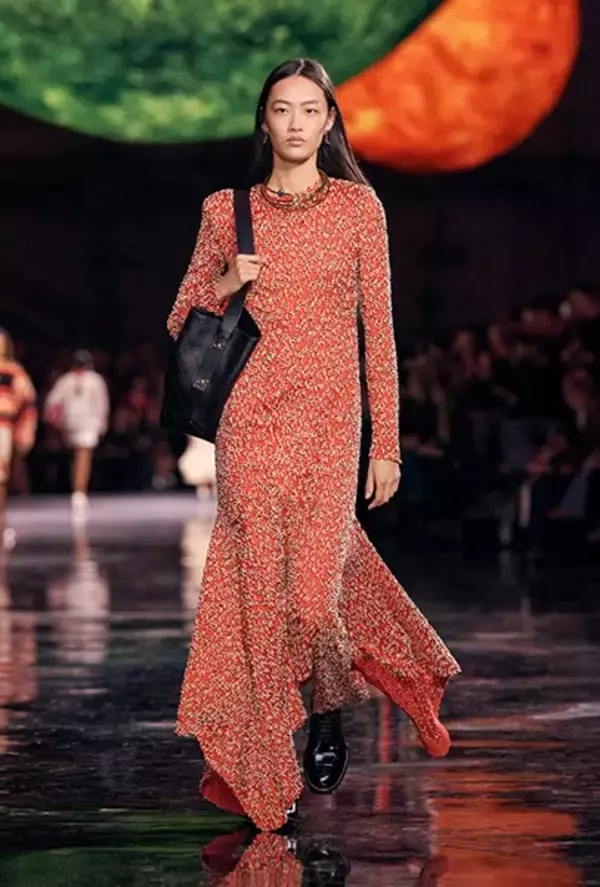 「【ルック】シャネル 2026年春夏 プレタポルテ コレクション──マチュー・ブレイジーが紡ぐ、ガブリエル・シャネルとの“対話”」の画像