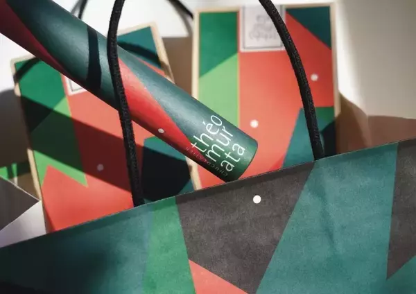 「文学がチョコレートになるとき──théomurata「Note de Coeur」が描く、物語の余韻」の画像