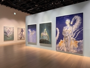 空山基の最大規模回顧展「SORAYAMA 光・透明・反射 ―TOKYO―」開催──“Sexy Robot”からAFEELAまで、半世紀の軌跡を体感