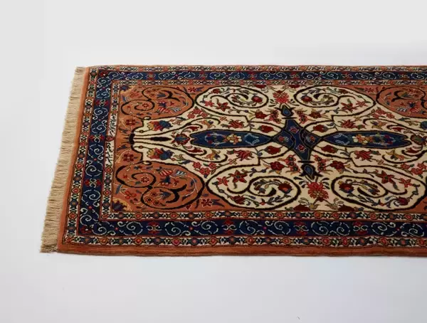 「銀座和光が時計塔90年記念の「ペルシャ絨毯」を販売。イランのソレマニエ・フィニィ工房が特別にデザイン・制作」の画像