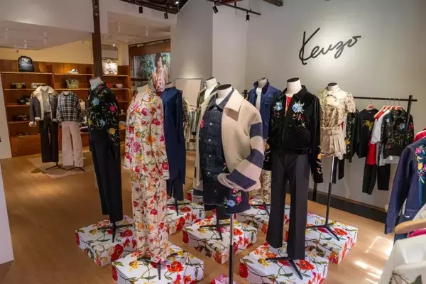 「KENZO、原宿「GATE」でFW26ポップアップ開催──NIGOが描く「AT HOME WITH KENZO」を体感する4日間」の画像