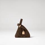 「革新的なショッピングバッグ風のフォルムが目を引くルイ・ヴィトンの新作バッグ「アトランティス」」の画像2