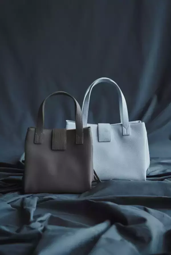 「discord Yohji Yamamotoの期間限定ストアが 伊勢丹新宿店にオープン。限定バッグのほか秋冬コレクションの一部を先行で展開」の画像