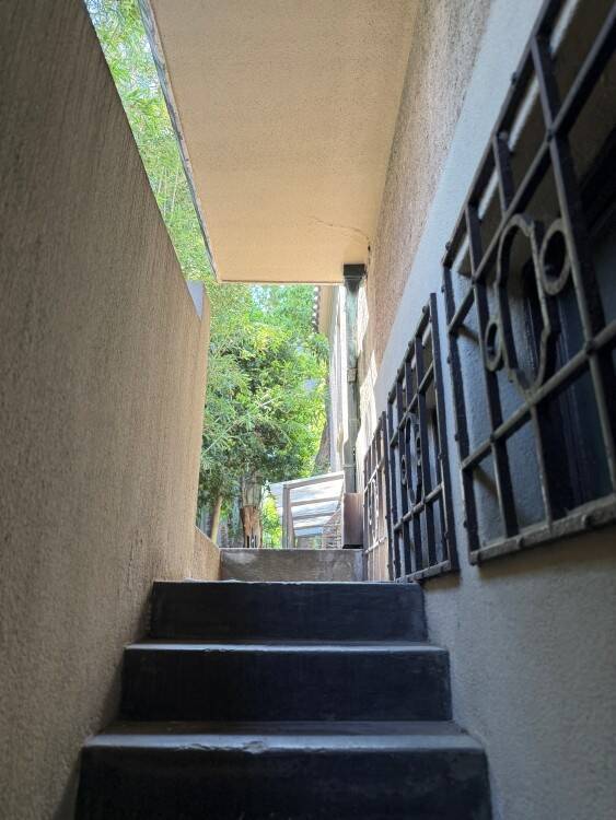 マルタン・マルジェラ、日本初の大規模個展を九段ハウスで開催──“ファッションの先”にある表現