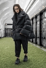 FUMITO GANRYU 2026-27年秋冬コレクション「Suit(e)」──自由な選択から生まれる、新しい“揃い”
