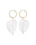 「コレクション制作の旅路へ。マメ クロゴウチの2025年春夏コレクションのインスピレーションソースを青山店で展示」の画像7