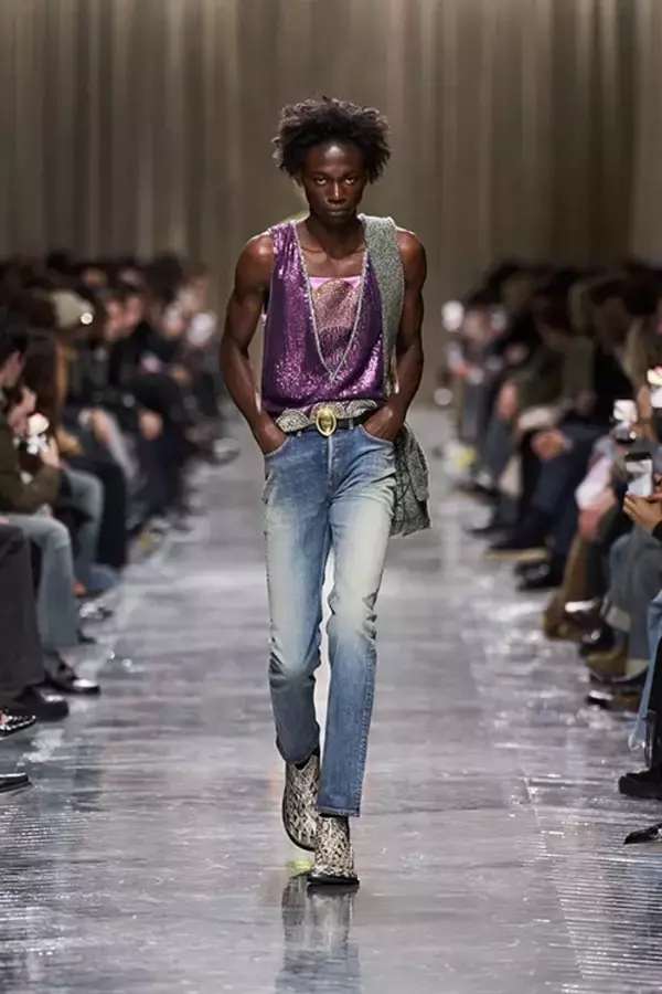 「ディオール 2026-27年ウィンターコレクション ― ジョナサン・アンダーソンが描く、歴史と自発性が交差するフラヌールの肖像」の画像