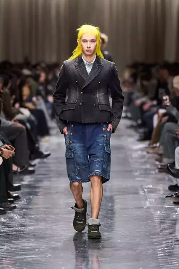 「ディオール 2026-27年ウィンターコレクション ― ジョナサン・アンダーソンが描く、歴史と自発性が交差するフラヌールの肖像」の画像