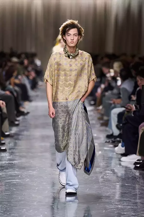 「ディオール 2026-27年ウィンターコレクション ― ジョナサン・アンダーソンが描く、歴史と自発性が交差するフラヌールの肖像」の画像