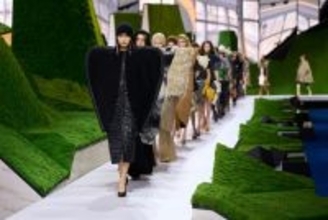 自然が導く新しいフォークロア──ルイ・ヴィトン 2026年秋冬ウィメンズコレクション