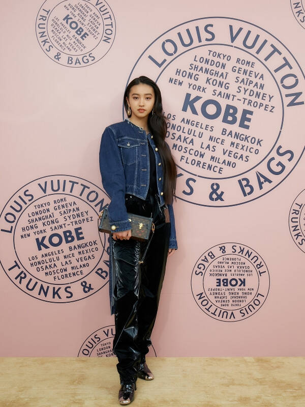 ルイ・ヴィトン神戸店のプレスプレビューに、広瀬すずをはじめ華やかなゲストが来場