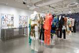 「Kis-My-Ft2の15年を“衣装”で辿る展覧会「Kis-My-Ft2: The Couture」 池袋PARCOで開幕」の画像2