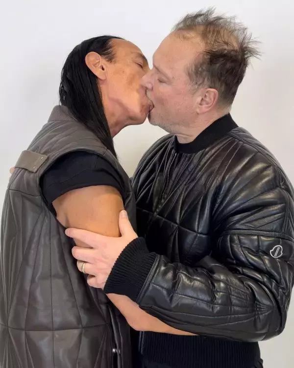 「Moncler × Rick Owens、初のサマーコレクションを発表──「ブルーコリック」が描く都市と自然のあいだ」の画像