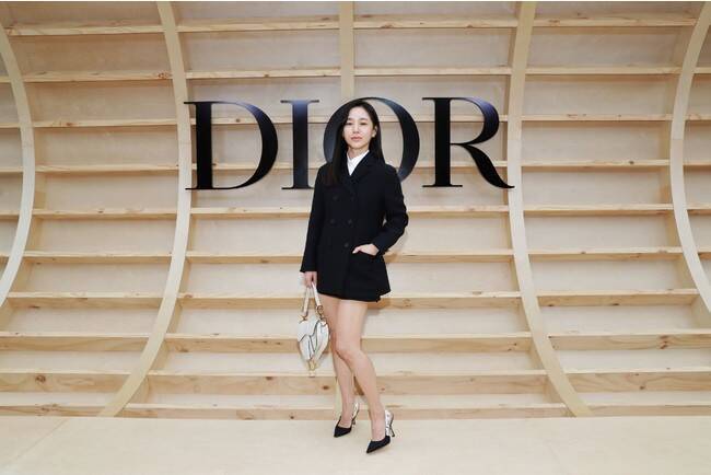 ディオール フォール 2022 ウィメンズ コレクションのショーにBLACKPINKのジスら豪華セレブリティが来場