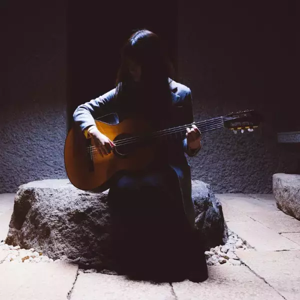 「麻布台ヒルズの“廊下”が音楽の舞台に。都市の日常に溶け込む新たなカルチャーイベント「廊下音楽」始動」の画像