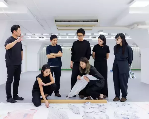 「A-POC ABLE ISSEY MIYAKEとSOAR NYが挑む、「衣服とグラフィックデザインの新境地」」の画像