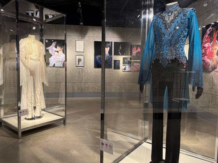氷上のオートクチュール、その創作の軌跡──羽生結弦×伊藤聡美『Couture on Ice』衣装＆写真展開催