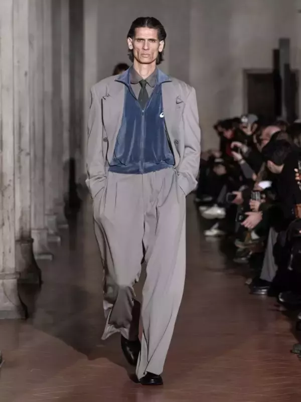 「SOSHIOTSUKI 2026年秋冬、ピッティ・ウオモで提示されたテーラリングの再解釈」の画像