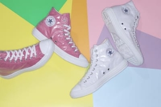 コンバースの軽量オールスターから新作、アッパーにPVC素材を使用