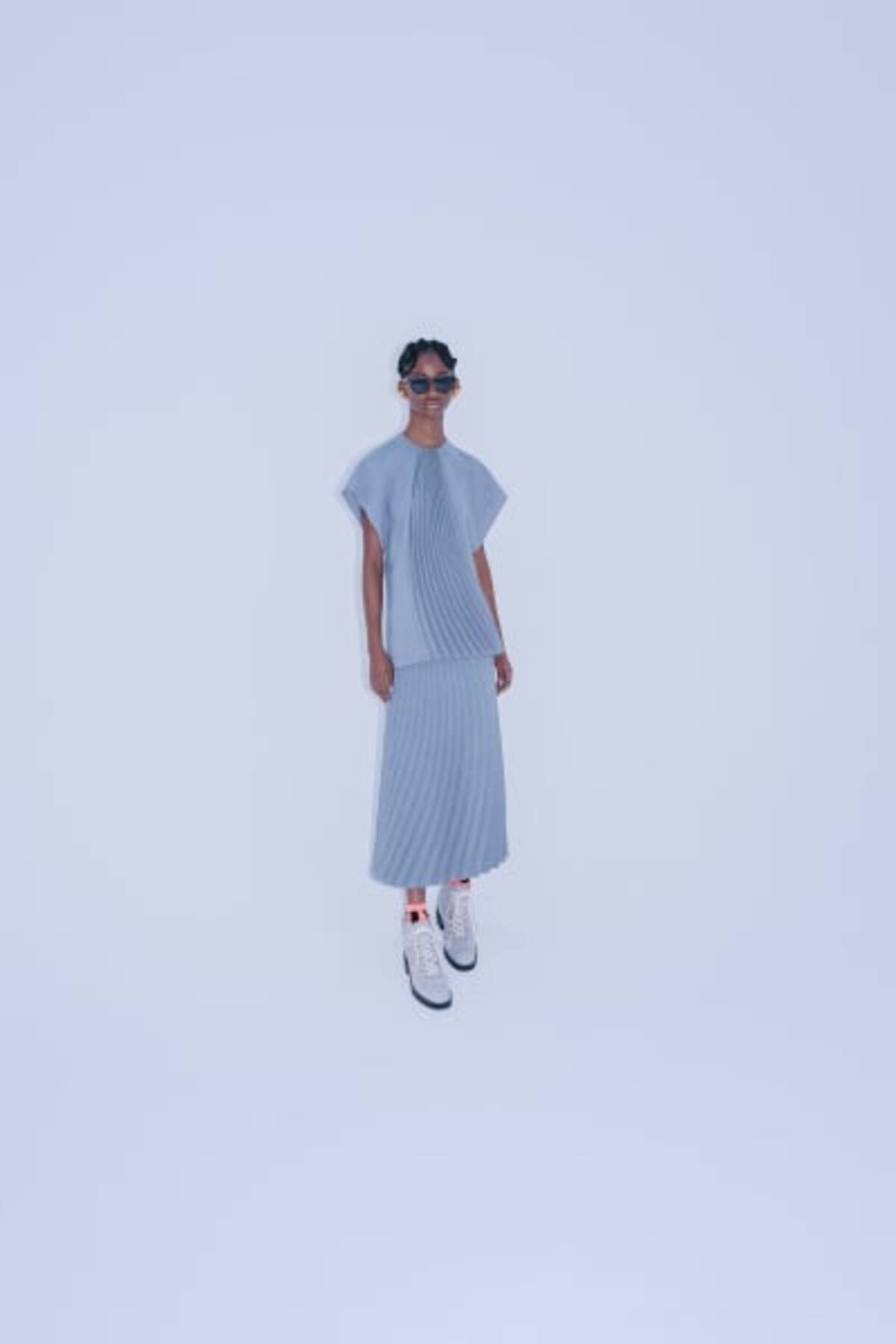 東京オリンピック閉会式 大竹しのぶが マメ クロゴウチ を着用して登場 21年8月8日 エキサイトニュース