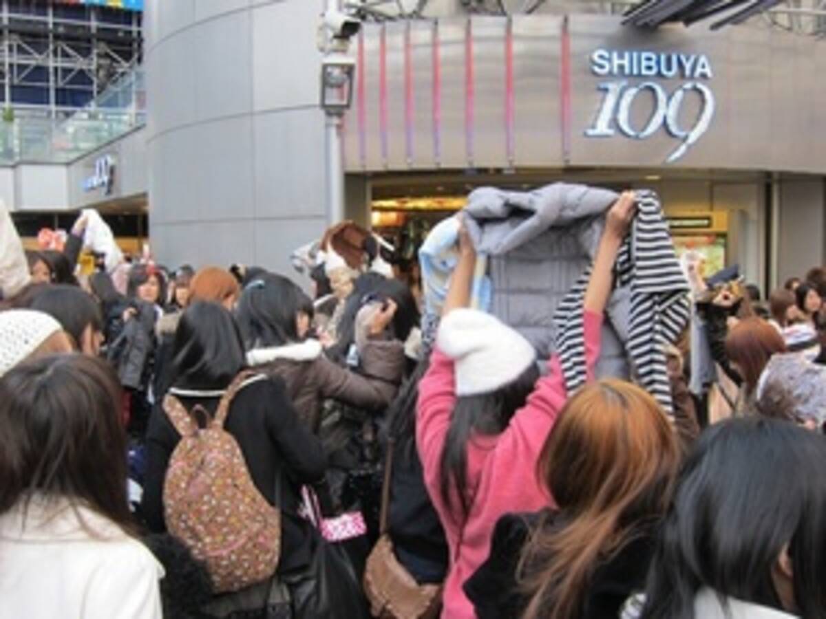 109初売りに女子1000人大行列 物々交換も 11年1月2日 エキサイトニュース